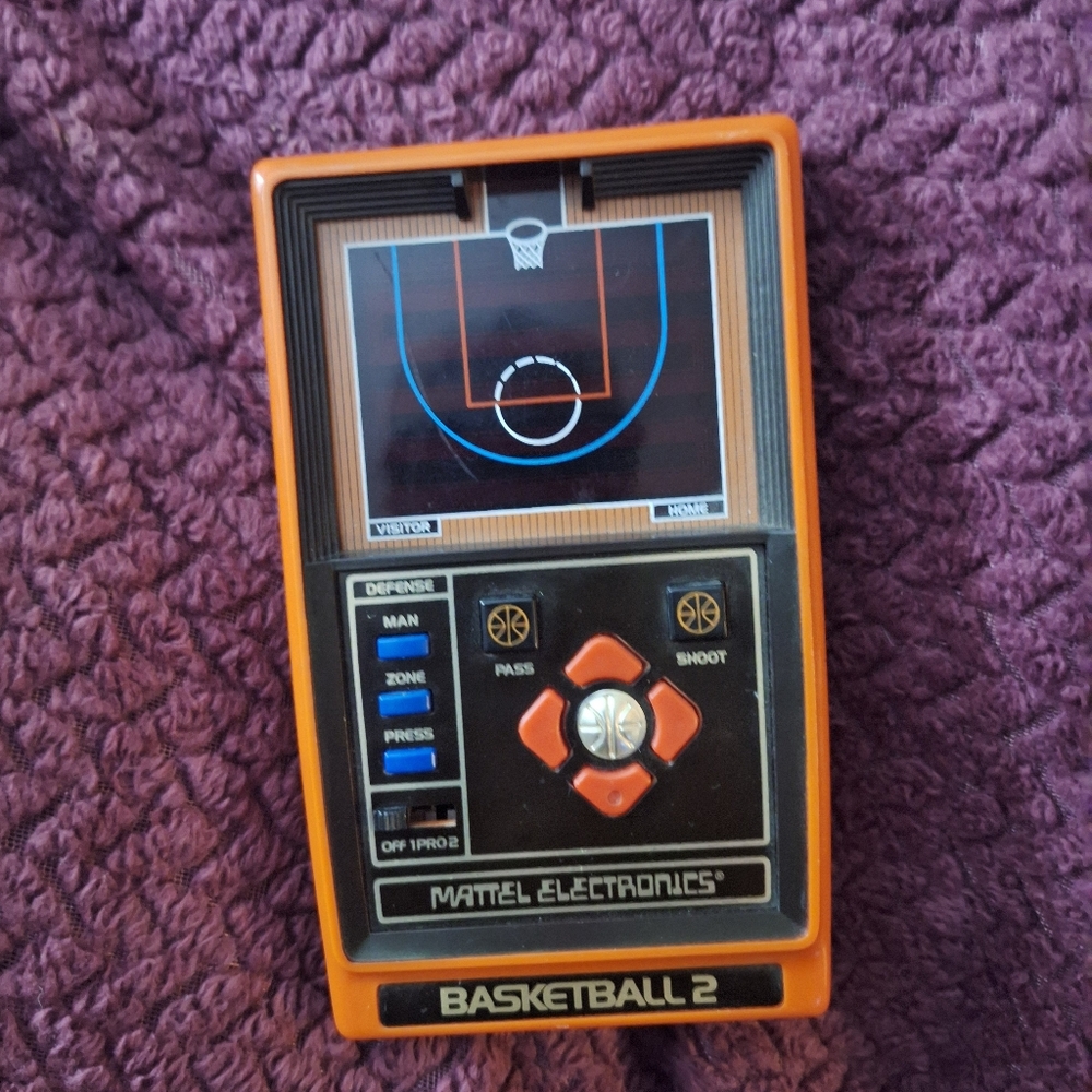 BASKETBALL 2 Vintage Mattel Handheld Console - Vibrant Orange